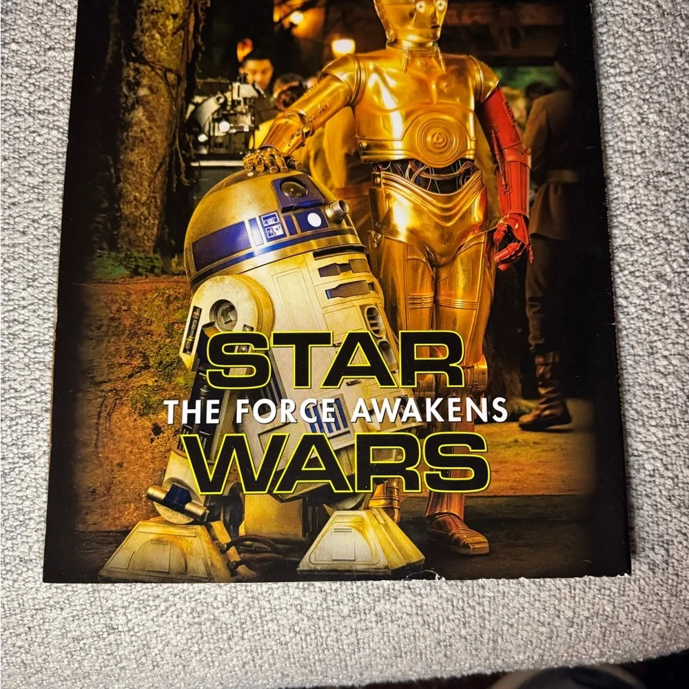 Entertainment Weekly Star Wars Collector
Edition- 2020 - Picture 2 of 5